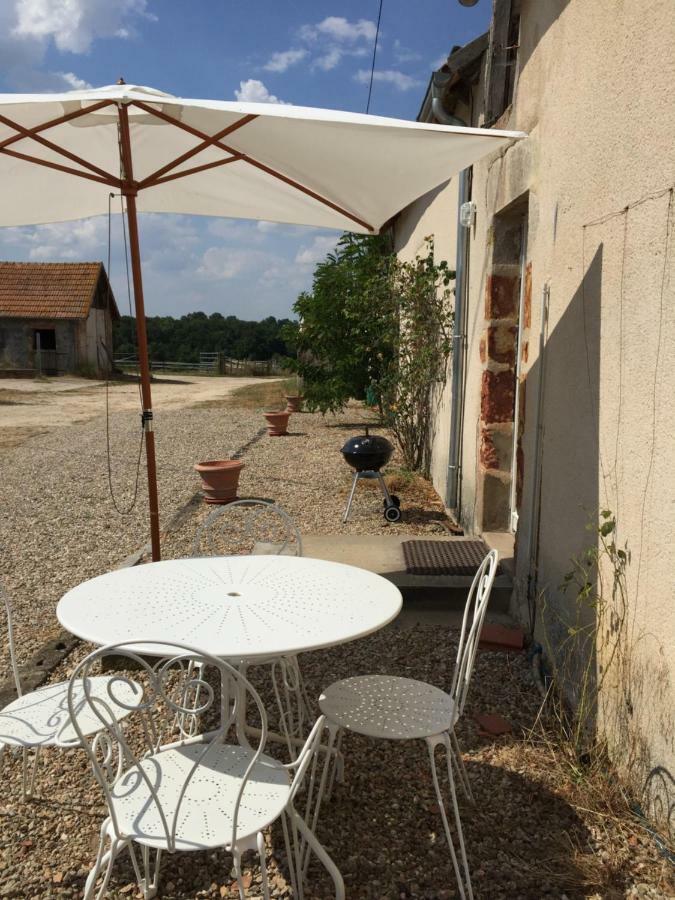 Maison Du Fermier Epineuil-le-Fleuriel Exterior foto